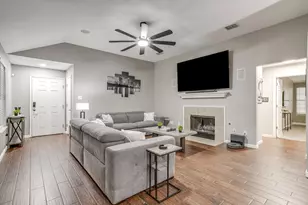 14252 Polo Ranch St, Fort Worth, TX 76052 - Photo 6
