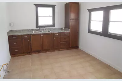 420 S Marston Street, Ranger, TX 76470 - Photo 6