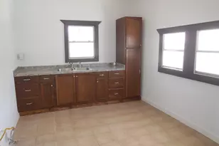 420 S Marston St, Ranger, TX 76470 - Photo 6