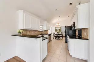 721 Herman Dr, Hurst, TX 76054 - Photo 6
