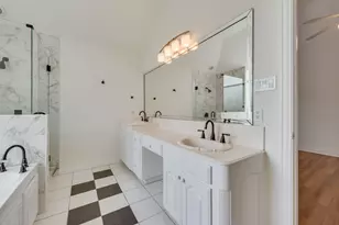 721 Herman Dr, Hurst, TX 76054 - Photo 8