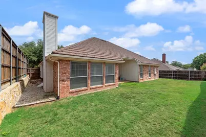 721 Herman Drive, Hurst, TX 76054 - Photo 16