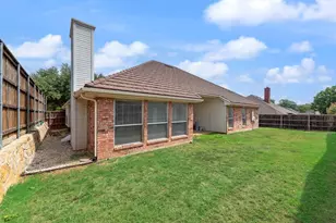 721 Herman Dr, Hurst, TX 76054 - Photo 20