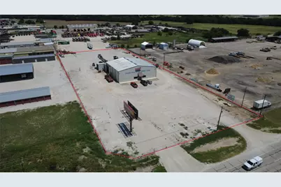 2827 W Highway 82, Gainesville, TX 76240 - Photo 2