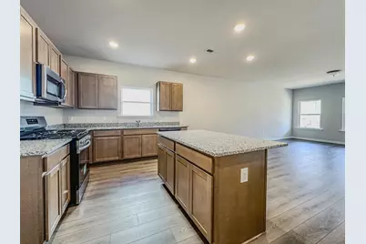 9757 McClane Farm Drive, Fort Worth, TX 76036 - Photo 10