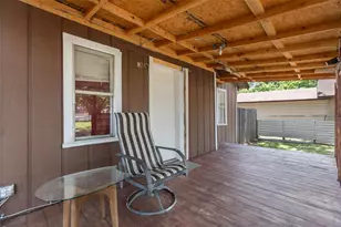 606 N Needmore St, Athens, TX 75751 - Photo 4