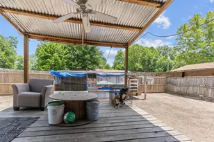 606 N Needmore St, Athens, TX 75751 - Photo 16