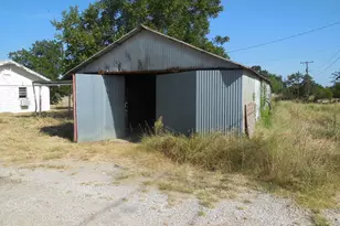 502 Travis St, Ranger, TX 76470 - Photo 14