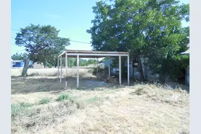 502 Travis Street, Ranger, TX 76470 - Photo 2