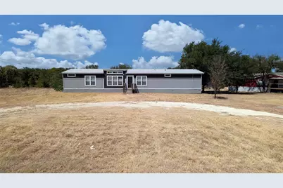 2310 Balboa Court, Granbury, TX 76048 - Photo 2