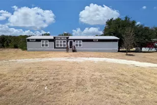 2310 Balboa Ct, Granbury, TX 76048 - Photo 2