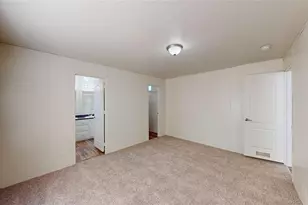 2310 Balboa Ct, Granbury, TX 76048 - Photo 10