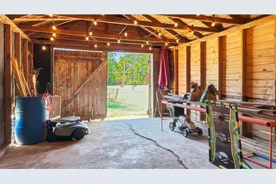 307 Walnut Street, Hico, TX 76457 - Photo 20