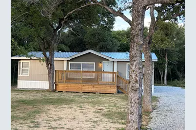 111 Shady Springs Drive, Bridgeport, TX 76426 - Photo 4