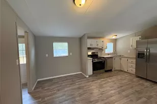 111 Shady Springs Dr, Bridgeport, TX 76426 - Photo 10
