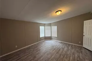 111 Shady Springs Dr, Bridgeport, TX 76426 - Photo 16