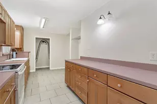 1203 Sunnybrook Dr, Irving, TX 75061 - Photo 16