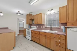 1203 Sunnybrook Dr, Irving, TX 75061 - Photo 18