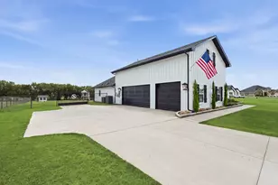 10216 Finch Rd, Sanger, TX 76266 - Photo 4