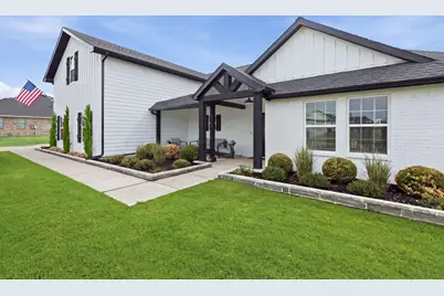 10216 Finch Road, Sanger, TX 76266 - Photo 2