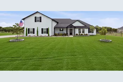 10216 Finch Road, Sanger, TX 76266 - Photo 1