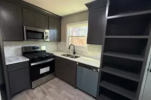 1512 W Tucker Blvd, Arlington, TX 76013 - Photo 2