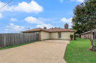 215/217 Silver Creek Dr, Duncanville, TX 75137 - Photo 32