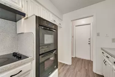 215/217 Silver Creek Drive, Duncanville, TX 75137 - Photo 10