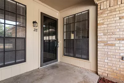 215/217 Silver Creek Drive, Duncanville, TX 75137 - Photo 2