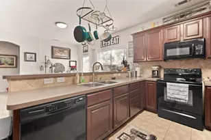 124 Castleridge Dr, Little Elm, TX 75068 - Photo 4