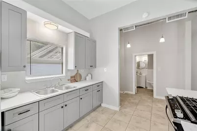 4630 Junius Street, Dallas, TX 75246 - Photo 6