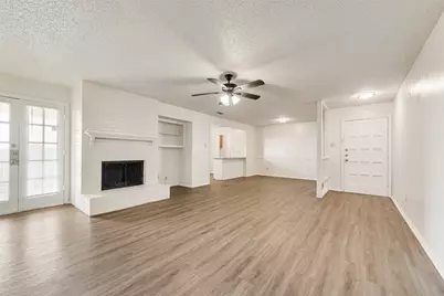 217 Silver Creek Drive, Duncanville, TX 75137 - Photo 6