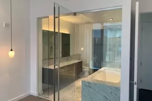 2900 McKinnon St, Dallas, TX 75201 - Photo 10