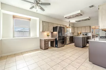 6802 Silver Lake Drive, Rowlett, TX 75089 - Photo 8