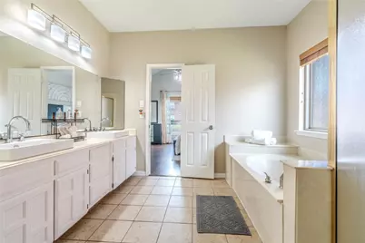 6802 Silver Lake Drive, Rowlett, TX 75089 - Photo 16