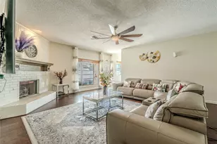 6802 Silver Lake Dr, Rowlett, TX 75089 - Photo 2
