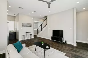 324 Feliks Gwozdz Pl, Fort Worth, TX 76104 - Photo 20