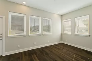 324 Feliks Gwozdz Pl, Fort Worth, TX 76104 - Photo 8