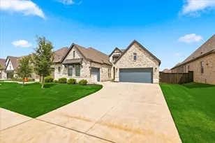 2816 Garrett Dr, Highland Village, TX 75077 - Photo 2