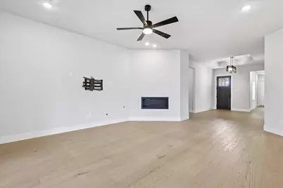 2816 Garrett Drive, Highland Village, TX 75077 - Photo 12