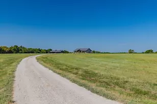 1704 Co Rd 1002, Greenville, TX 75401 - Photo 34