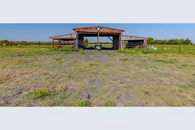 1704 County Road 1002, Greenville, TX 75401 - Photo 32