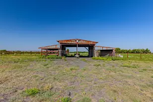 1704 Co Rd 1002, Greenville, TX 75401 - Photo 32