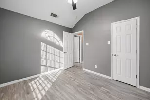 607 Meadowbrook Dr, Burleson, TX 76028 - Photo 20
