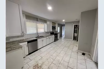 4340 Cummings Drive, North Richland Hills, TX 76180 - Photo 4