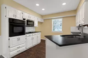 2207 Glen Forest Ln, Plano, TX 75023 - Photo 6