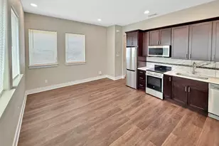 312 Feliks Gwozdz Pl, Fort Worth, TX 76104 - Photo 4