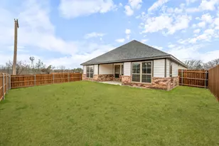 102 Clover Cir, Weatherford, TX 76086 - Photo 24