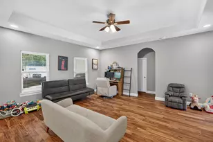 601 E Jefferson St, Waxahachie, TX 75165 - Photo 14