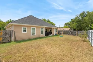 601 E Jefferson St, Waxahachie, TX 75165 - Photo 24